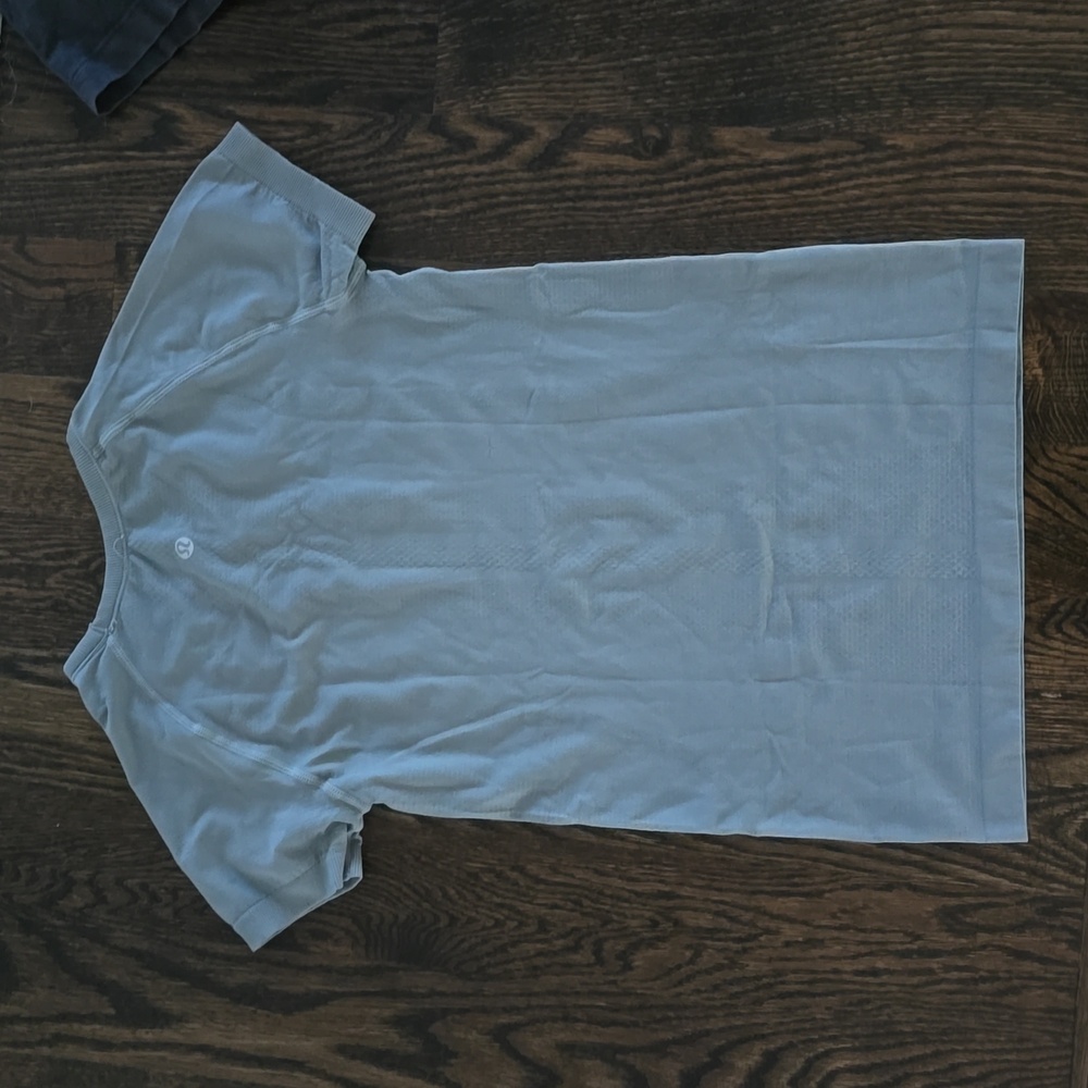 Athletic top